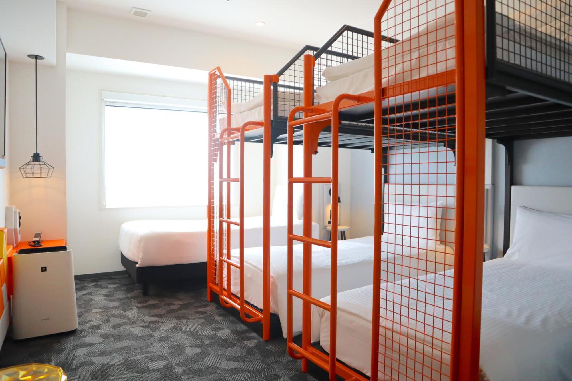 Отель Ibis Styles Tokyo Bay Ураясу Экстерьер фото